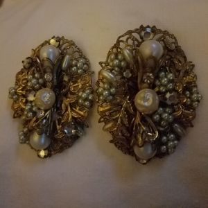 Antique earrings clip on 1940s